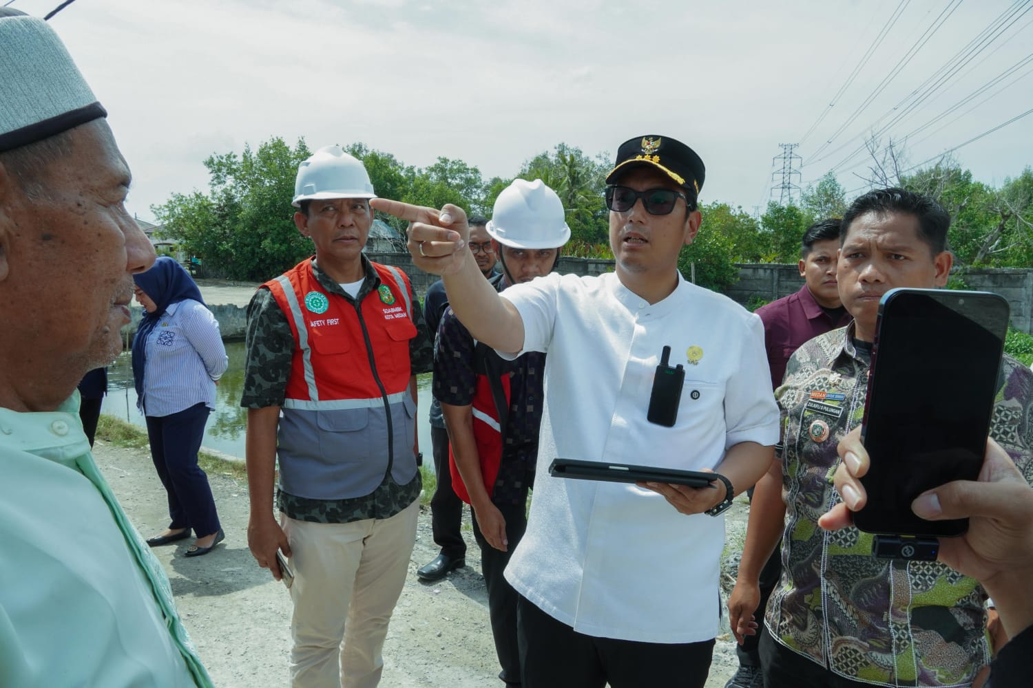 Bukan Sekadar Janji, Rico Waas Segera Eksekusi Jalan Rusak di Marelan, Dua Titik Langsung di Beton Bulan Ini