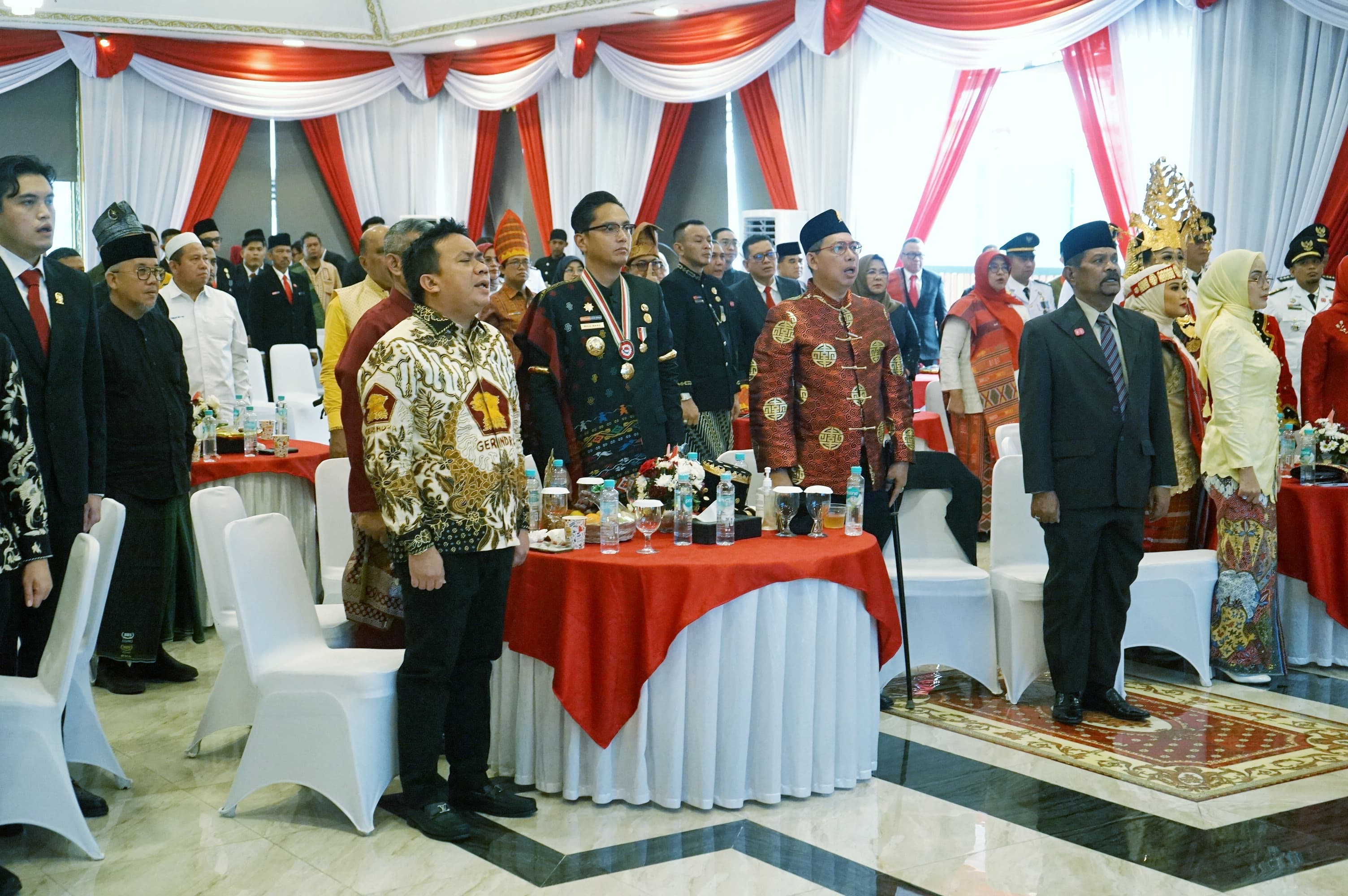 Wali Kota Medan Mengikuti Upacara Detik-Detik Proklamasi HUT Ke-80 Kemerdekaan RI Secara Live Streaming