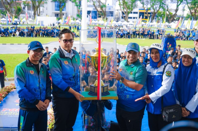 Raih 85 Medali, Kecamatan Medan Selayang Juara Umum Porkot XV Tahun 2025